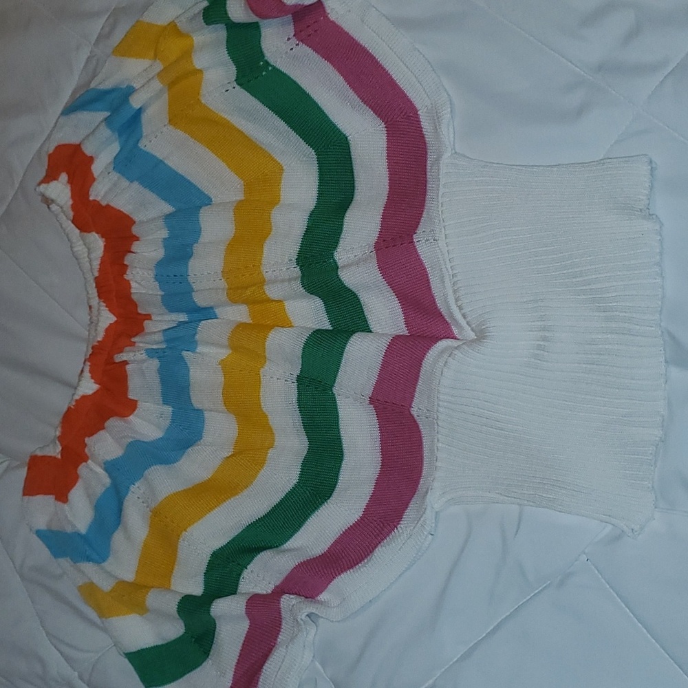 Mutlicolor sweater top